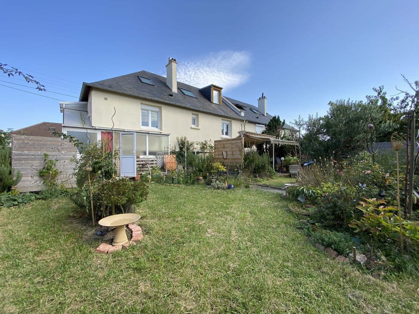 Maison proche centre - Jardin - Sous-sol à Caen — photo 1 sur 11