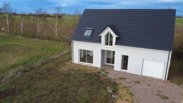 Maison neuve de 4 chambres dans un lotissement paisible à Saint-Sylvain — photo 1 sur 11